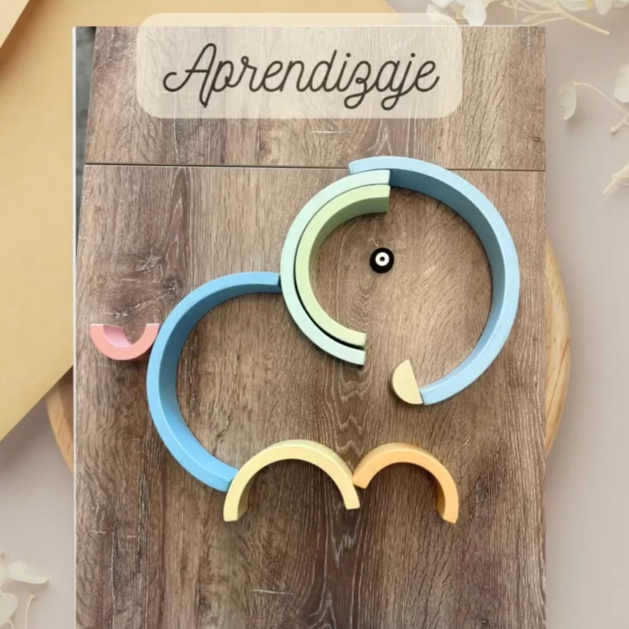 Arcoiris Montessori de madera apilable | Minino Panamá