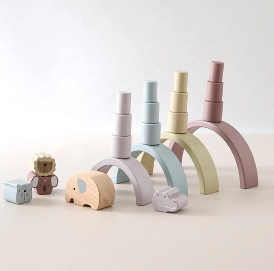 Elefantito de balance con Mini-Arcoíris Waldorf