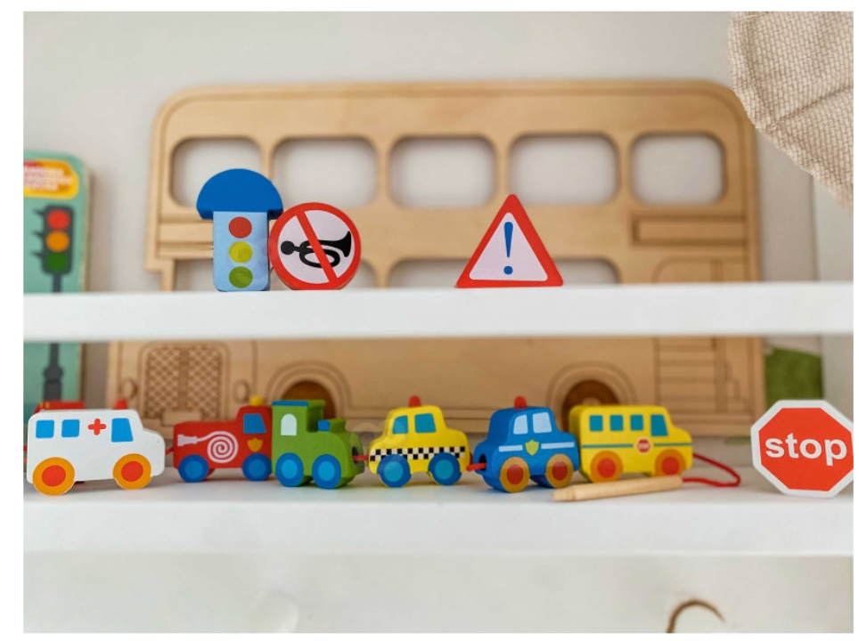 Juego de Ensartar Autos